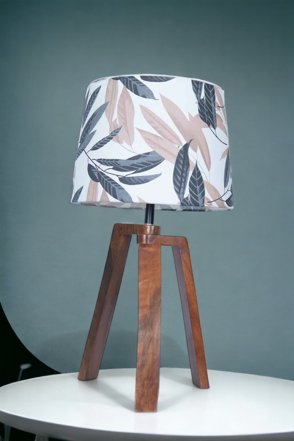 Tripodii | Lamp