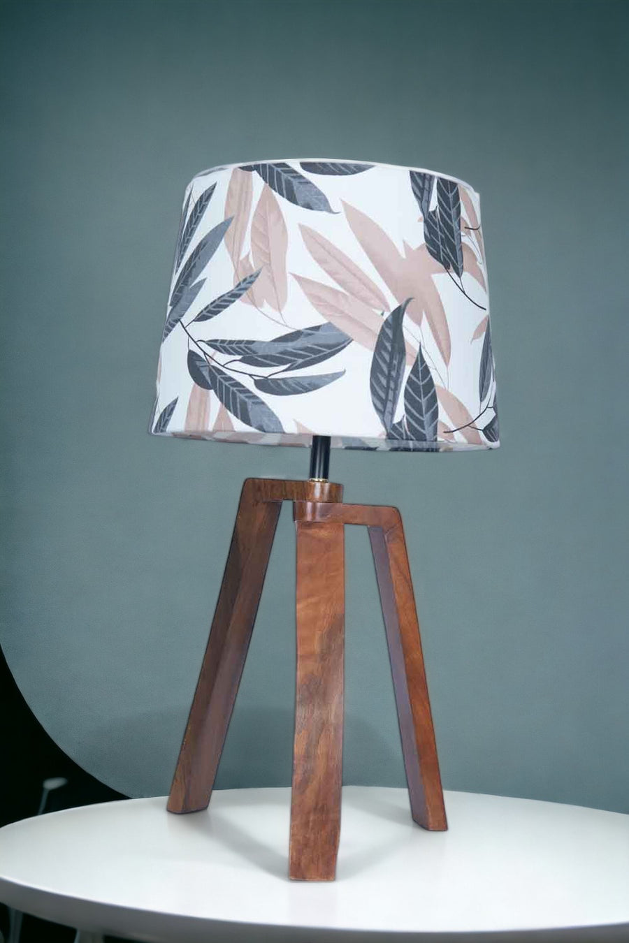 Tripodii | Lamp